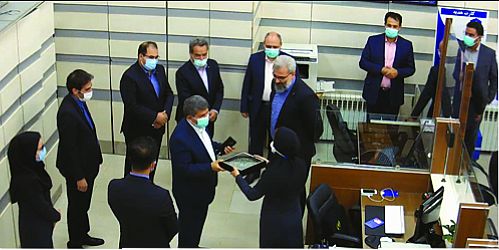  لزوم استفاده از ظرفیت های منطقه آذربایجان و کردستان در مسیر رضایت مندی مشتریان 