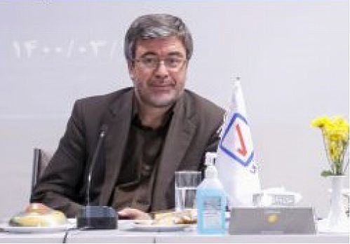 پرداخت معوقات ۲۵۰۰ میلیونی نمایندگان به دستور مدیرعامل بیمه رازی