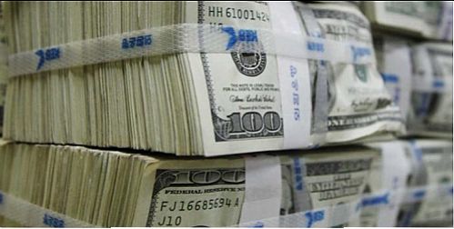  ۱.۵ میلیارد دلار از ذخائر ارزی برای اشتغال ریال شد 