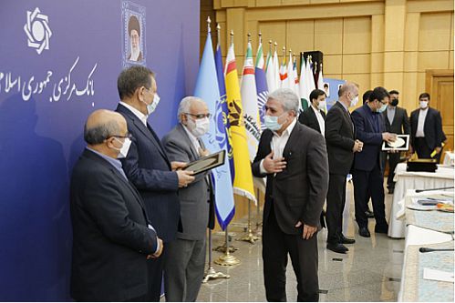  تقدیر از خدمات بانک ملی ایران در زمینه محرومیت زدایی 