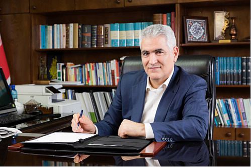 پیام تبریک دکتربهزاد شیری مدیرعامل پست بانک ایران به مناسبت عیدسعید غدیرخم 