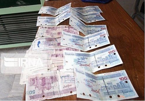 دستگیری کلاهبرداران با چک پول‌های جعلی در بیرجند