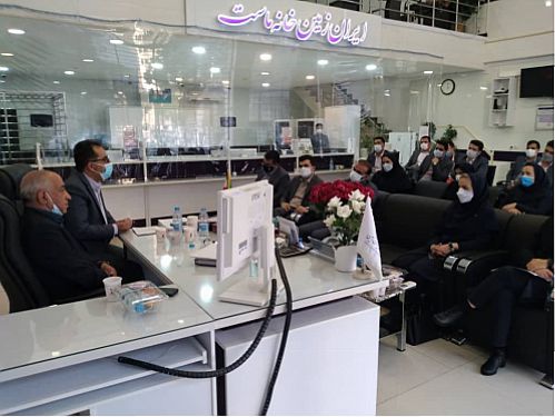 برگزاری جلسه مدیریت شعب بانک ایران زمین در استان کرمان