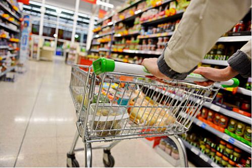 اختصاص ارز ۴۲۰۰ تومانی کالاهای اساسی در دی ۱۴۰۰