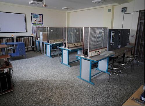  تجهیز دو هنرستان در استان ​سیستان توسط بانک کارآفرین