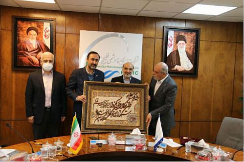 مراسم تودیع و معارفه مدیرعامل گروه صنایع پتروشیمی خلیج فارس برگزار شد