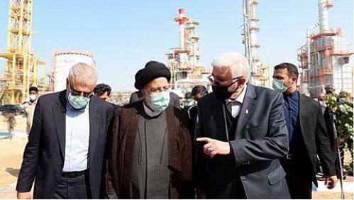 پالایشگاه نفت فوق‌سنگین «پاسارگاد» قشم به بهره برداری رسید