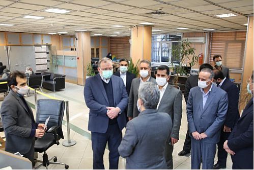 بازدید مدیران ارشد بانک ملی ایران از روند اجرای پرداخت تسهیلات بدون ضامن