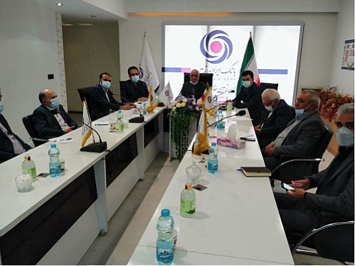 برگزاری جلسه روسای شعب بانک ایران زمین در استان های کرمان و هرمزگان