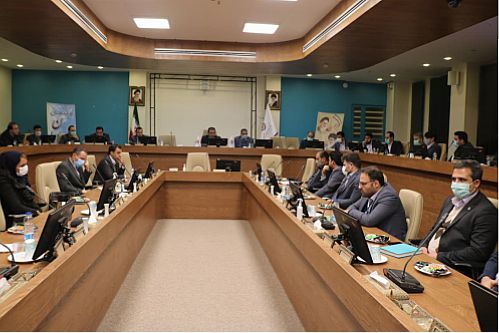 گردهمایی روسا و معاونین  شعب بانک ایران زمین در استان های اصفهان، قم، مرکزی و چهارمحال و بختیاری