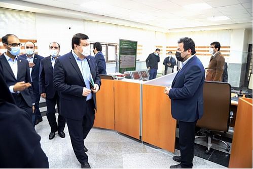  پایش عملکرد شعب بانک تجارت در اعطای تسهیلات خرد توسط مدیران ارشد این بانک