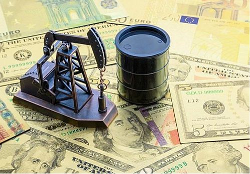  دولت مکلف به فروش منابع نفتی به نرخ سامانه معاملات الکترونیکی شد