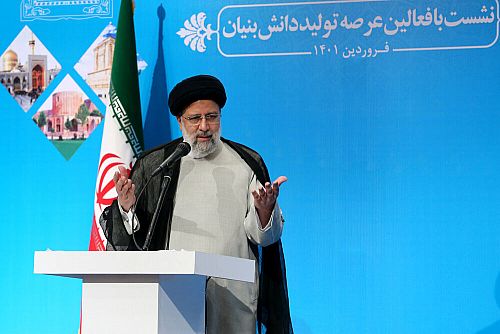 ثبات اقتصادی در گروی توسعه تولید دانش‌بنیان و پایدار