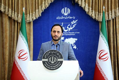 اقدام برای آزادسازی منابع ارزی در چارچوب حقوق ملت است 