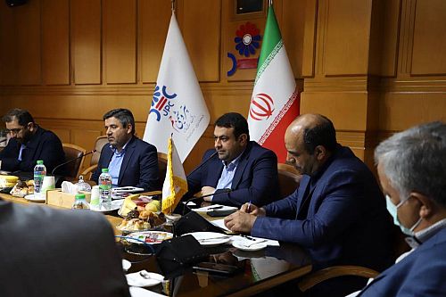 دیدار قائم مقام مدیر عامل بانک ملی ایران با مدیران پتروشیمی استان بوشهر
