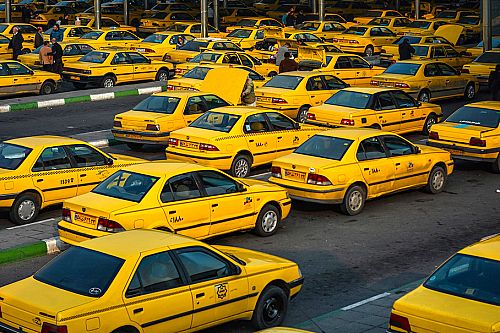 ۱۰۰ هزار راننده تاکسی بیمه نیستند