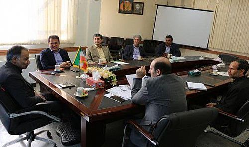 نشست مشترک مدیرعامل بیمه دانا با مدیرکل آموزش و پرورش استان همدان