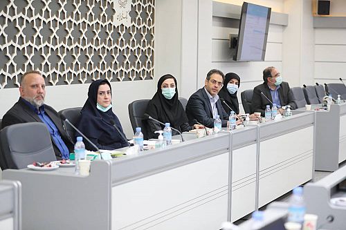 تاکید بر بازنگری مدل خدمت‌دهی شعب در جلسه کمیته مضمون بانکداری جامع بانک ملی ایران