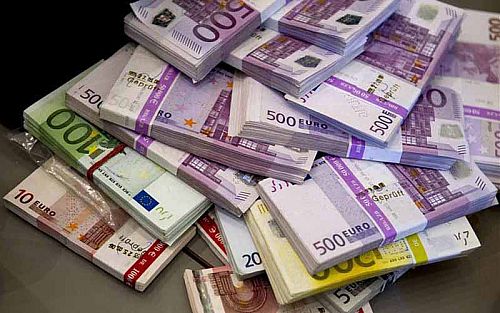 پنج بانک آماده فروش ارز تا سقف شش هزار یورو