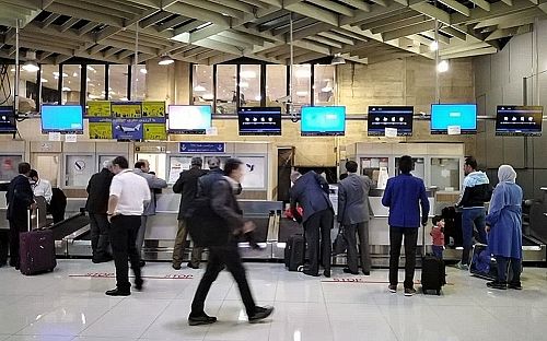  دریافت ارز مسافرتی در فرودگاه امام خمینی (ره)؛ آسان و بدون معطلی 