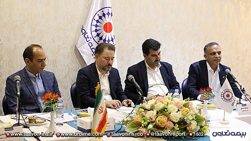  بازدید مدیرعامل بیمه تعاون از شعبه اصفهان