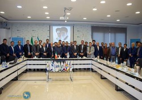  برگزاری نشست هم اندیشی شورای هماهنگی استان خراسان رضوی در بیمه دی